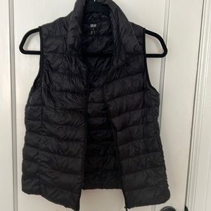 Black puffer vest
